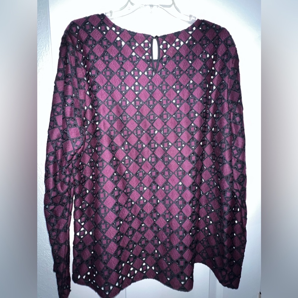 Brand New Blouse. Never worn. 
Maroon with navy blue trimming.